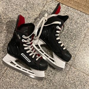 Bauer Hockey Ice Skates YOUTH SIZE 1